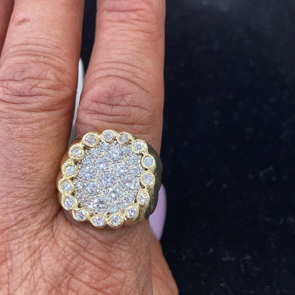 14 karat gold diamond cluster Power Ring - Picture 7 of 14